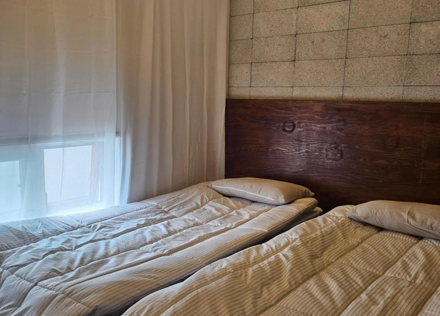 Travel Light Hostel Busan