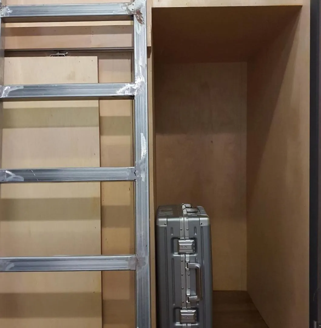 Travel Light Hostel Busan