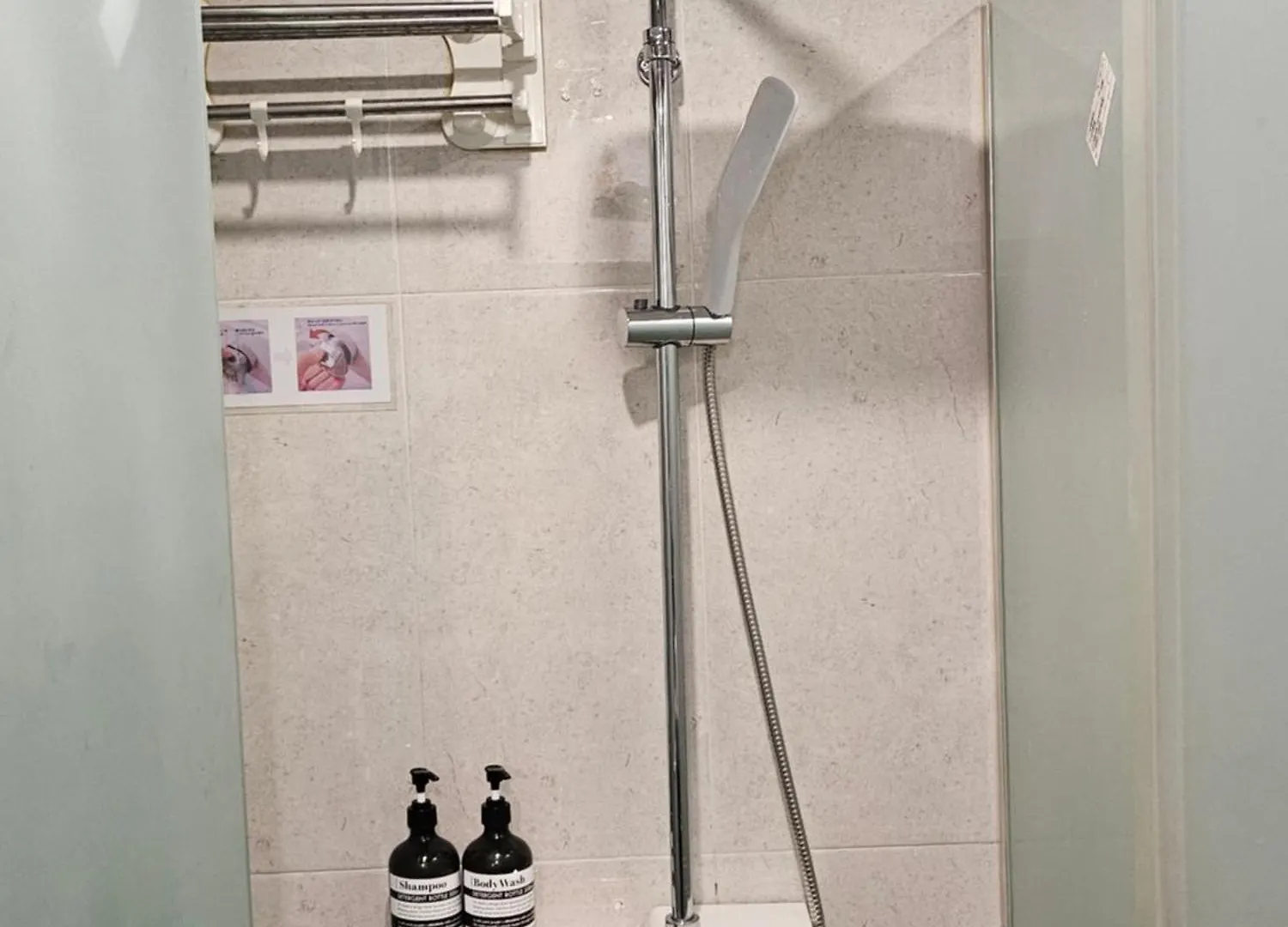 Travel Light Hostel Busan