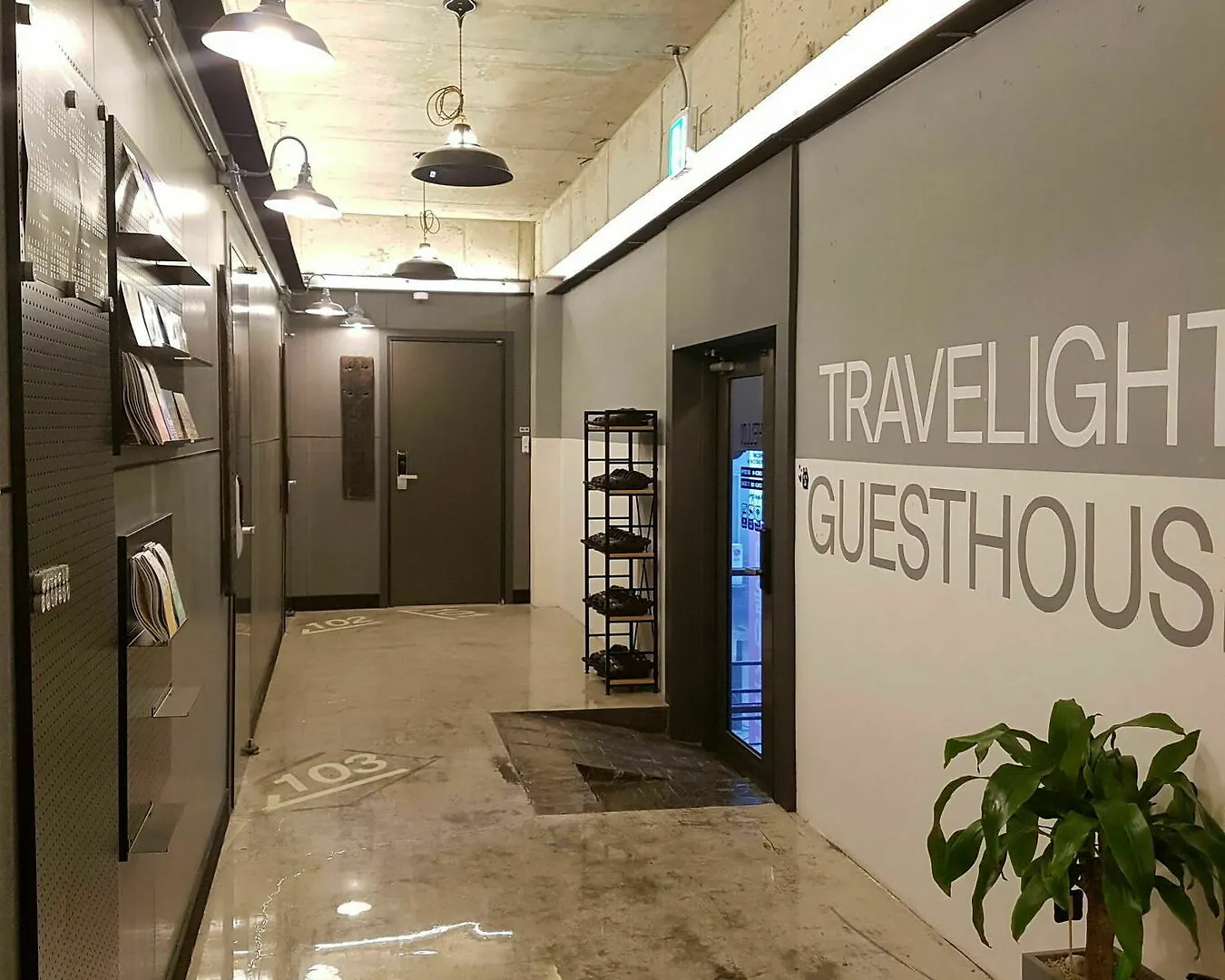 Travel Light Hostel Busan